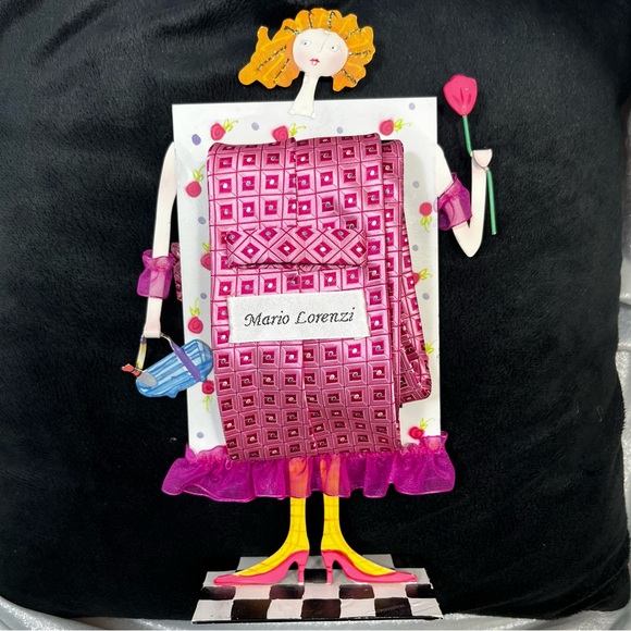 Pink Mario Lorenzi Tie - October Breast Cancer Awareness Month - Picture 2 of 6